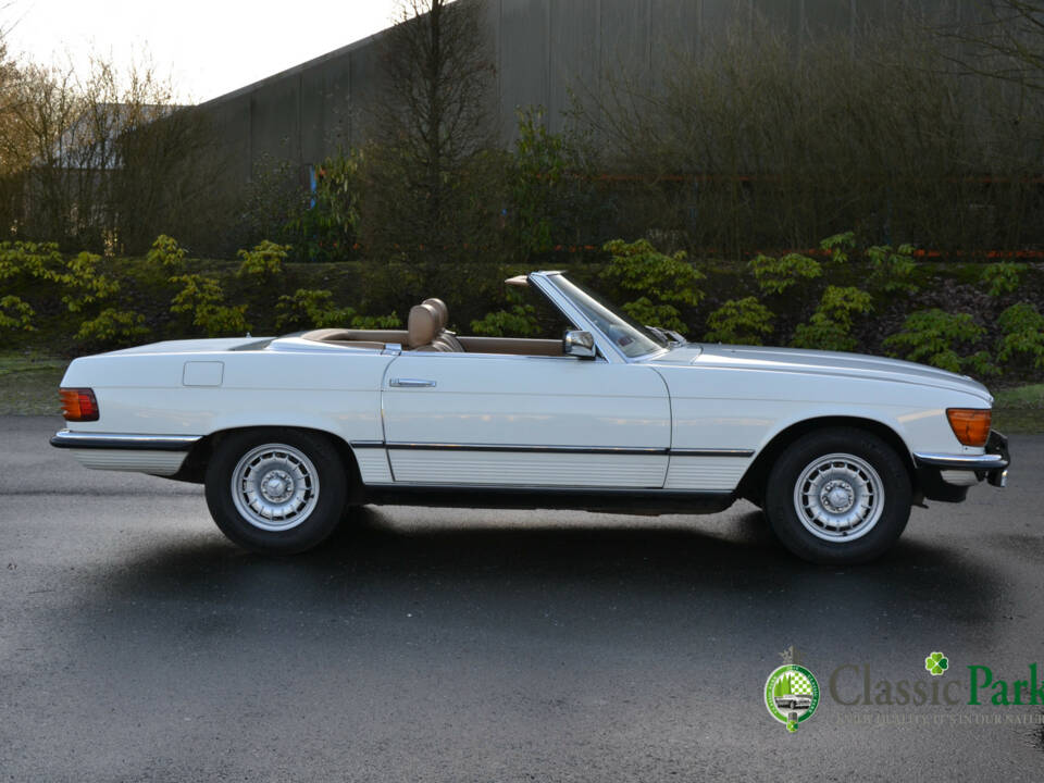 Image 6/41 of Mercedes-Benz 380 SL (1982)