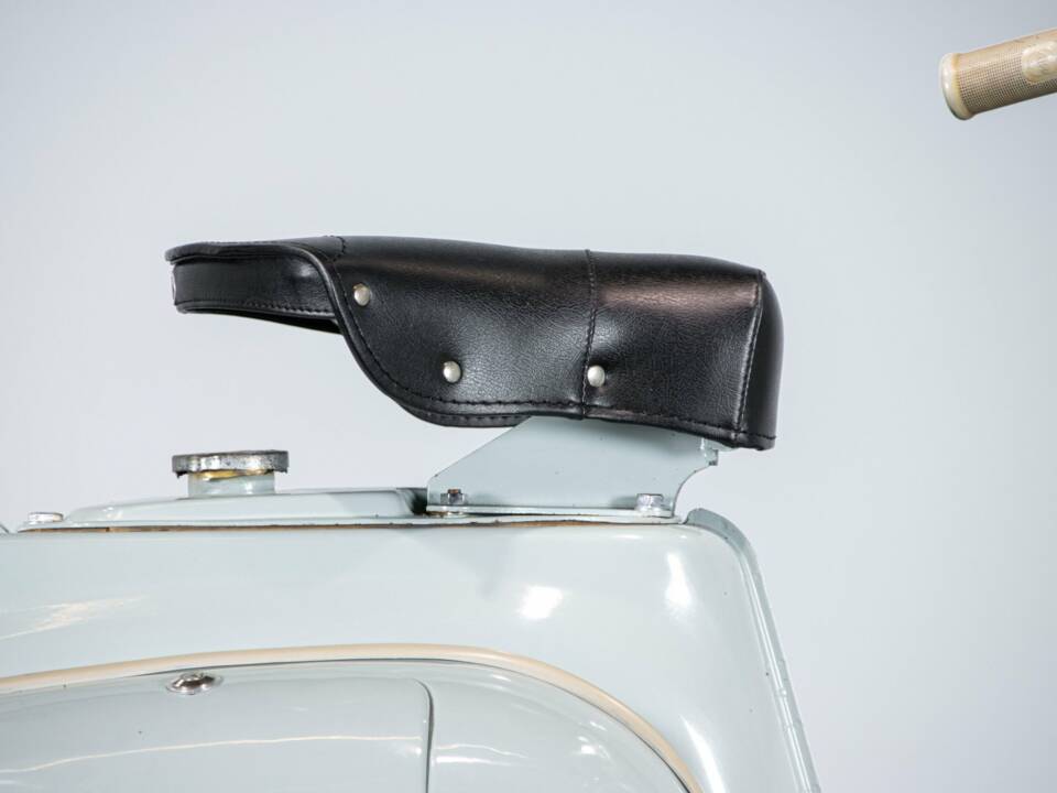 Image 11/50 of Gilera DUMMY (1962)