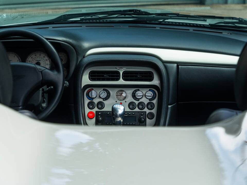 Afbeelding 47/62 van Aston Martin DB AR1 (2004)