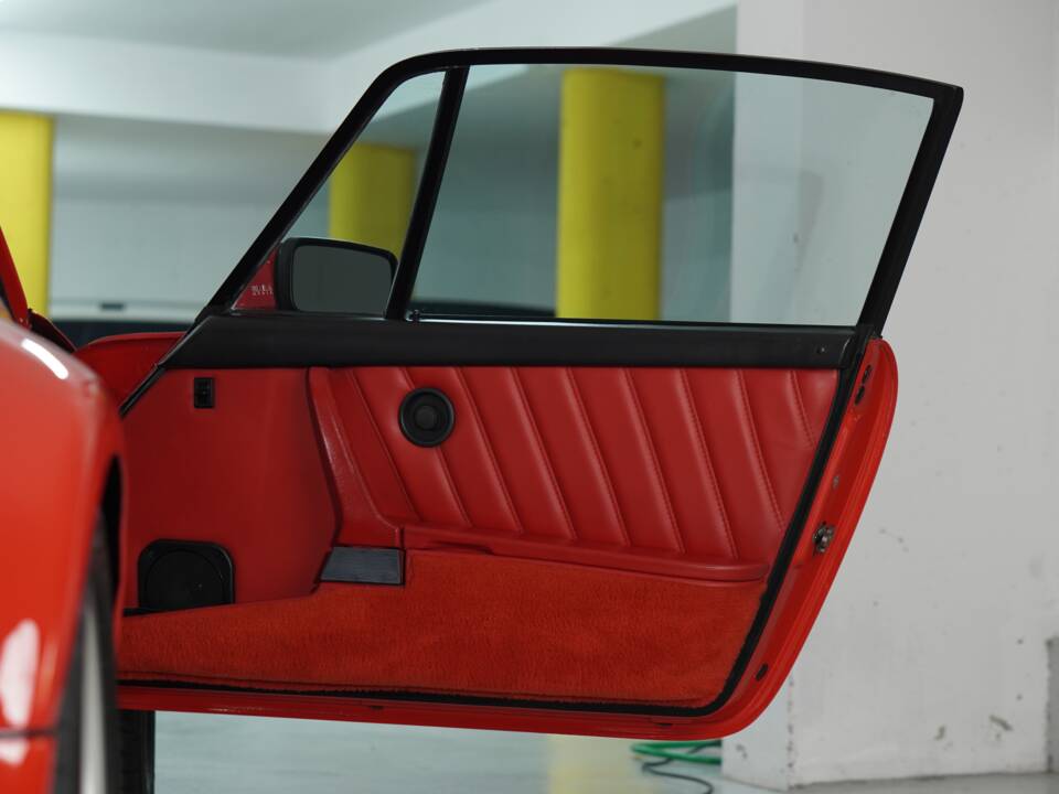 Afbeelding 13/146 van Porsche 911 Turbo 3.3 Flatnose (1985)
