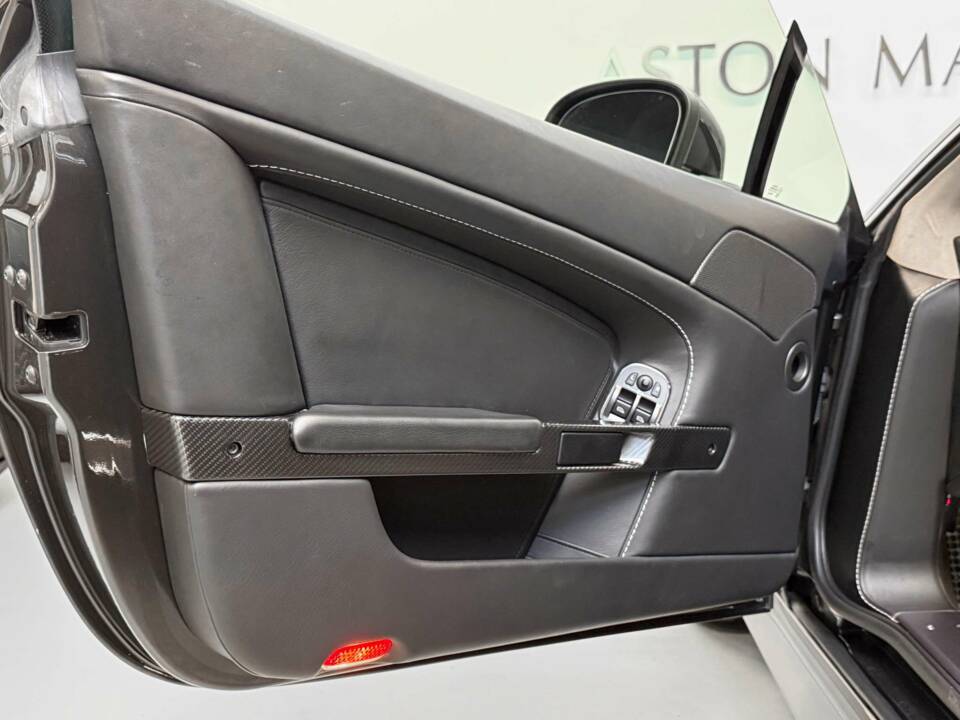 Bild 25/26 von Aston Martin V12 Vantage (2013)