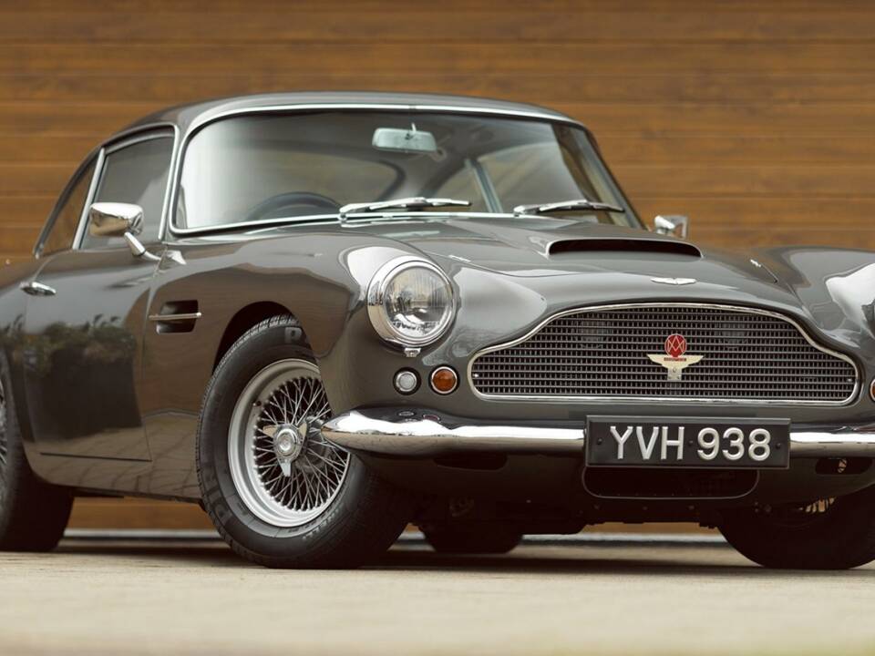 Image 7/50 of Aston Martin DB 4 (1962)