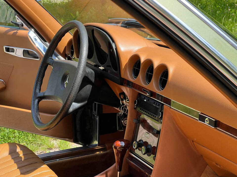Imagen 14/23 de Mercedes-Benz 450 SLC 5,0 (1979)