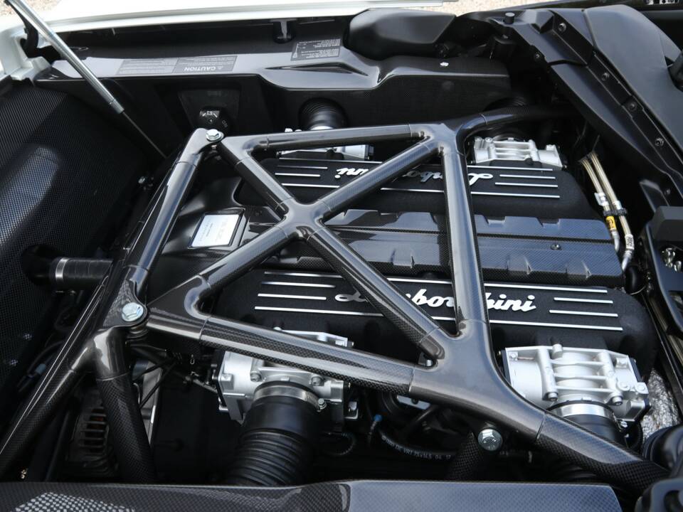 Imagen 35/50 de Lamborghini Murciélago LP640 Roadster (2007)