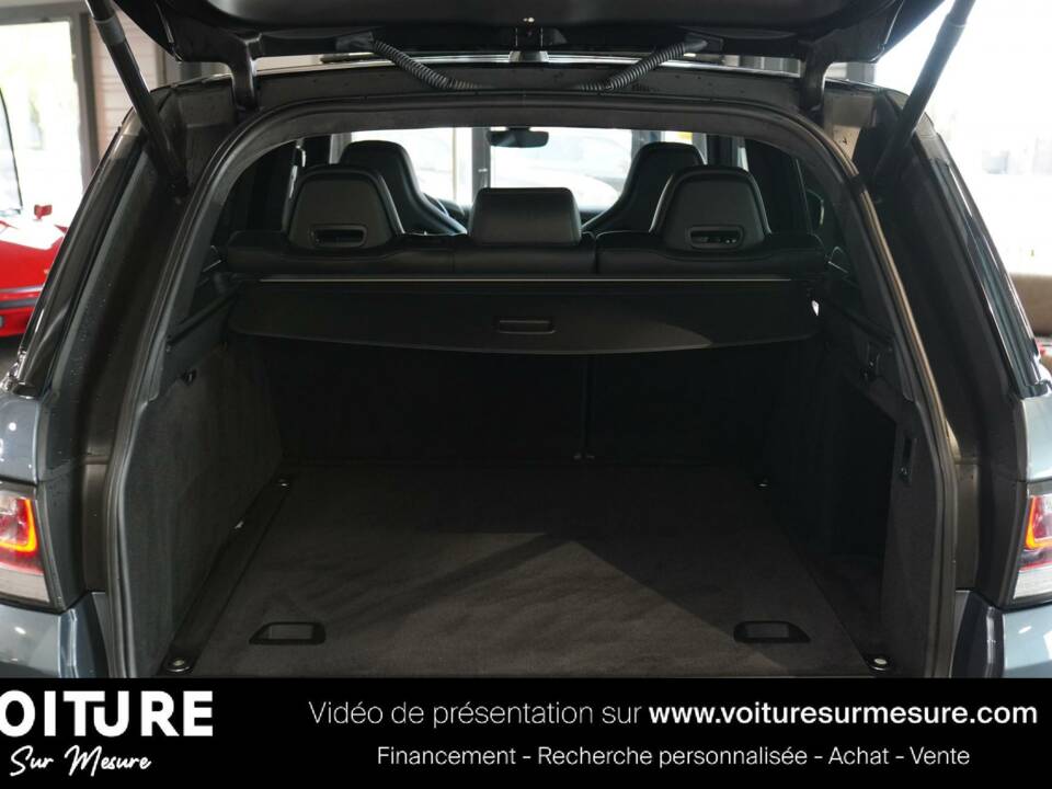 Image 39/50 of Land Rover Range Rover Sport SVR (2017)