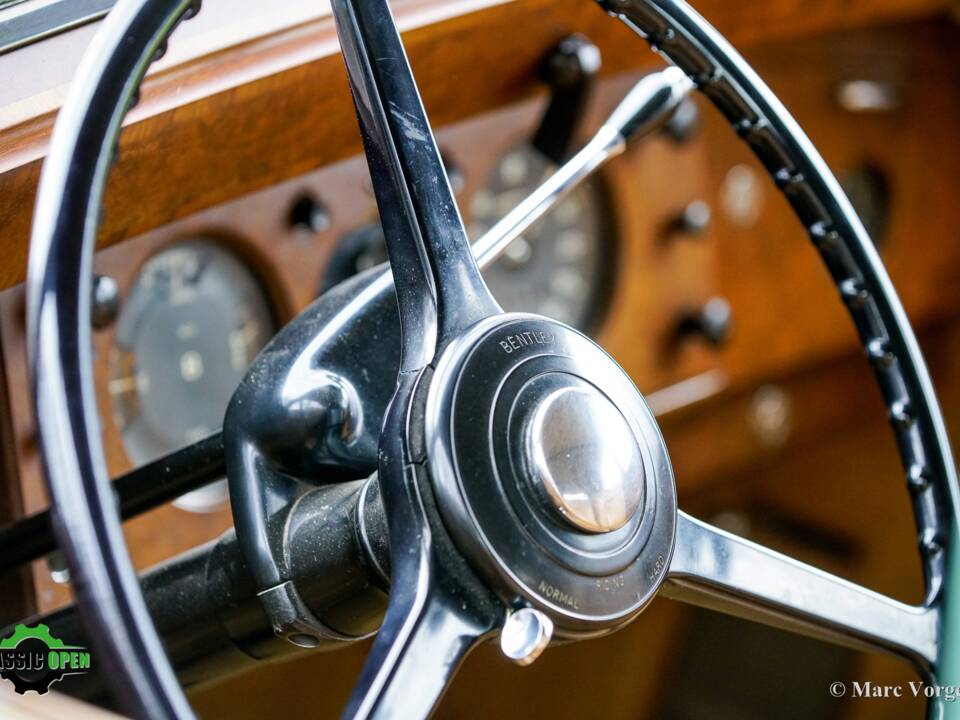 Image 34/46 of Bentley R-Type (1953)
