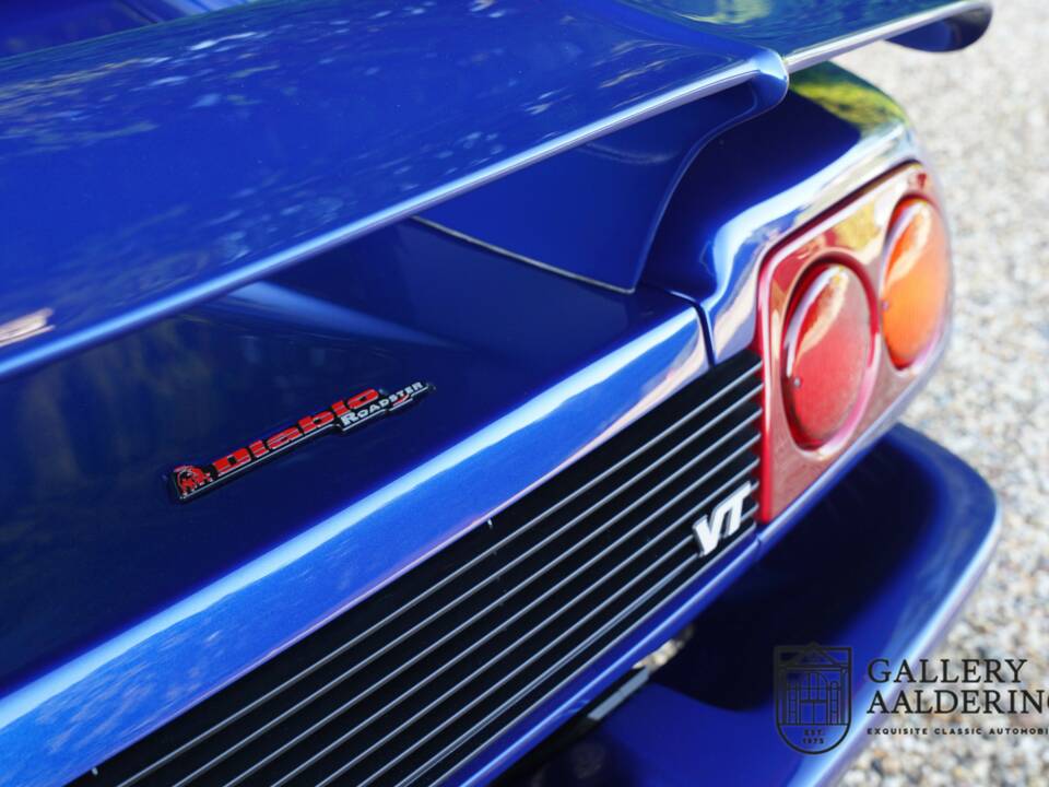 Imagen 3/50 de Lamborghini Diablo VT Roadster (1996)