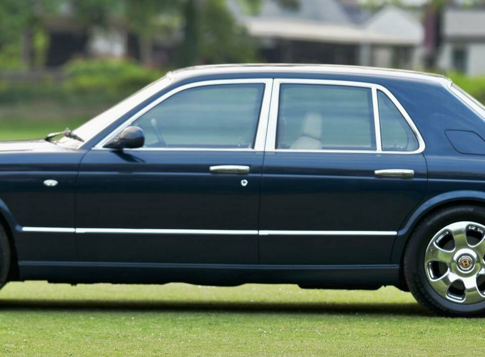 Imagen 9/50 de Bentley Arnage Green Label (1999)