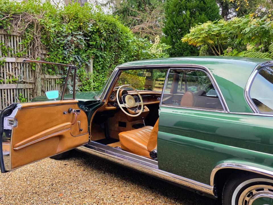 Bild 13/72 von Mercedes-Benz 280 SE 3,5 (1970)