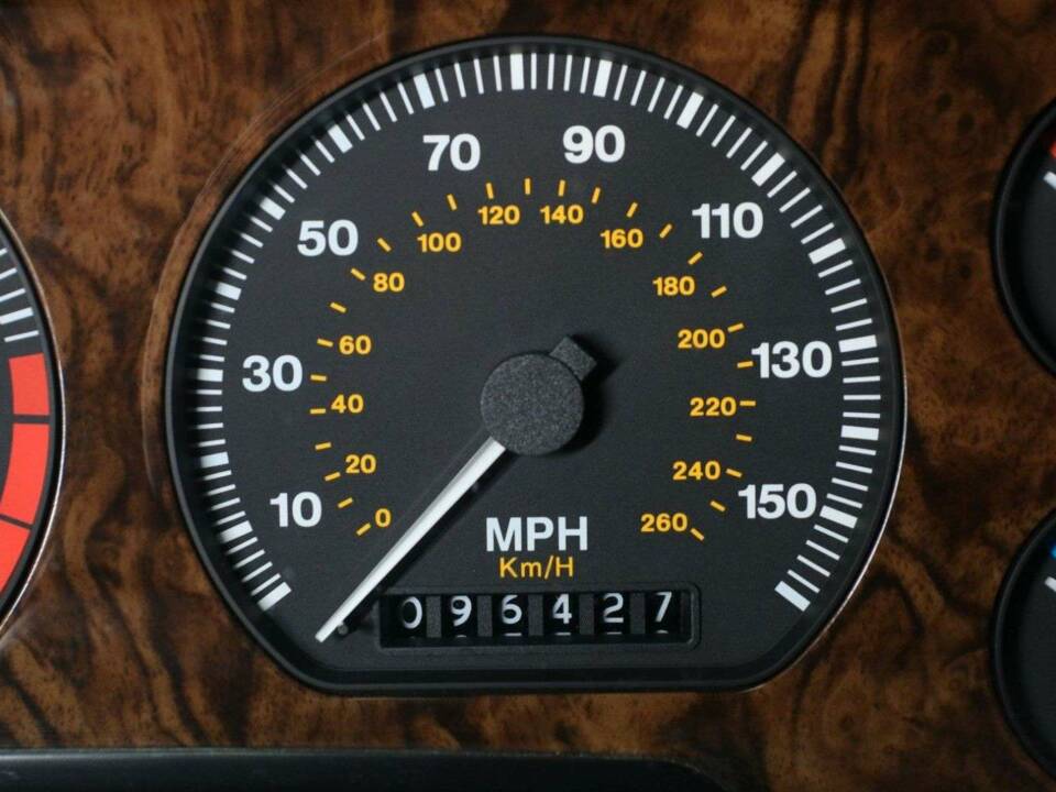 Image 16/49 de Jaguar XJS 4.0 (1995)