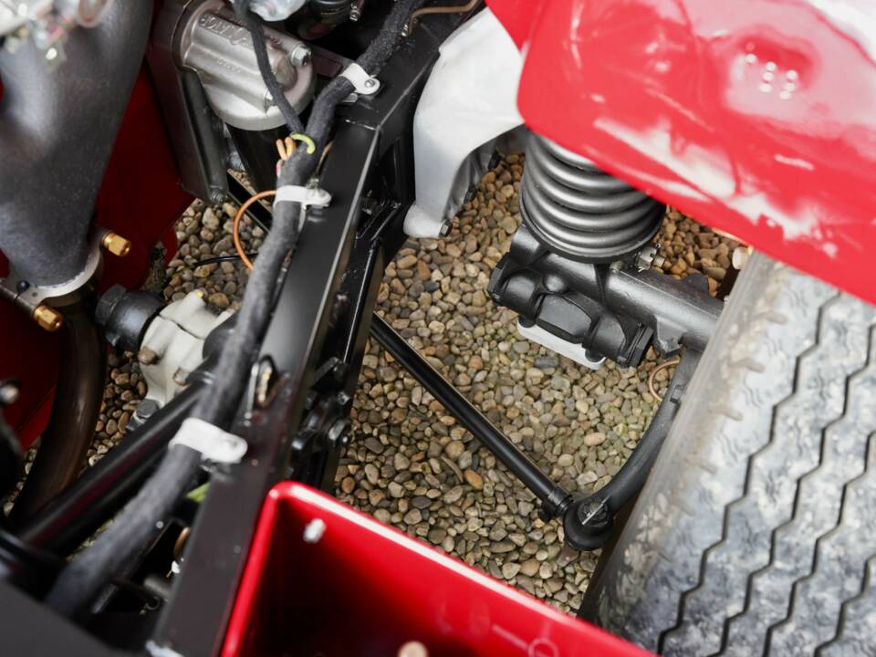 Imagen 38/50 de Aston Martin DB 2/4 Mk II DHC (1955)