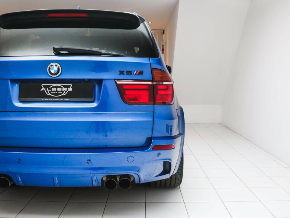 Image 18/28 de BMW X5 M (2013)