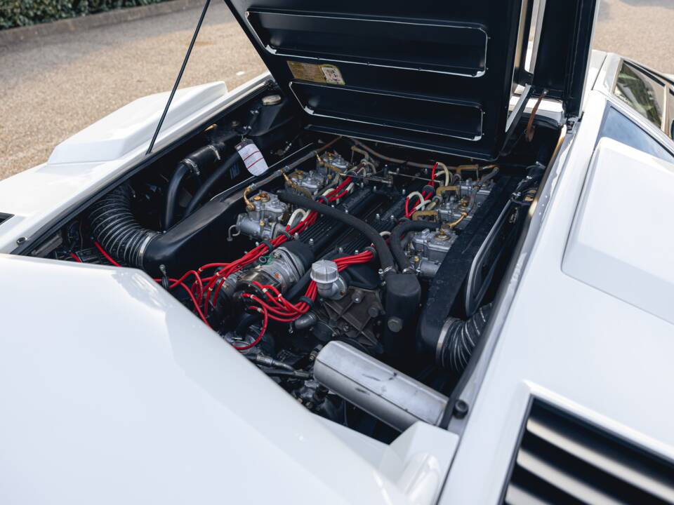 Image 57/73 of Lamborghini Countach LP 400 S (1980)