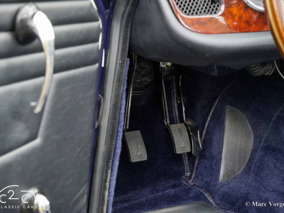 Image 7/45 of Triumph TR 4A (1966)