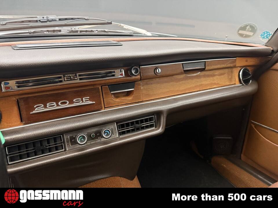Afbeelding 13/15 van Mercedes-Benz 280 SEL 4,5 (1972)