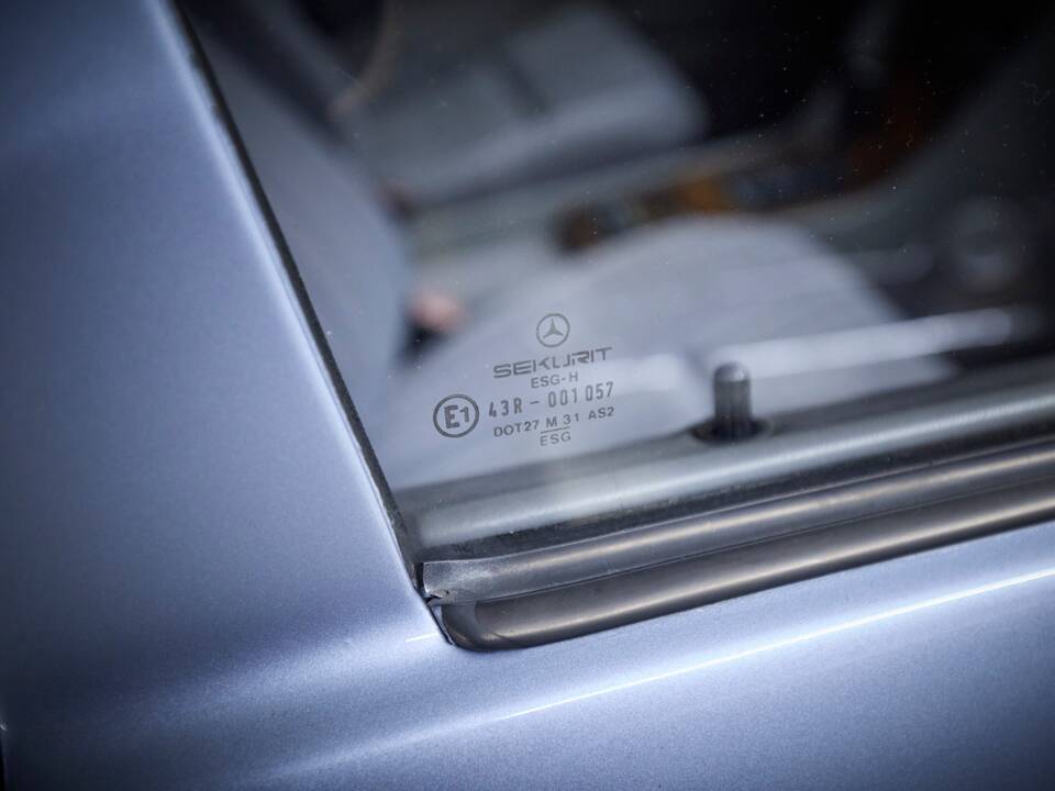 Image 26/100 of Mercedes-Benz 230 TE (1990)