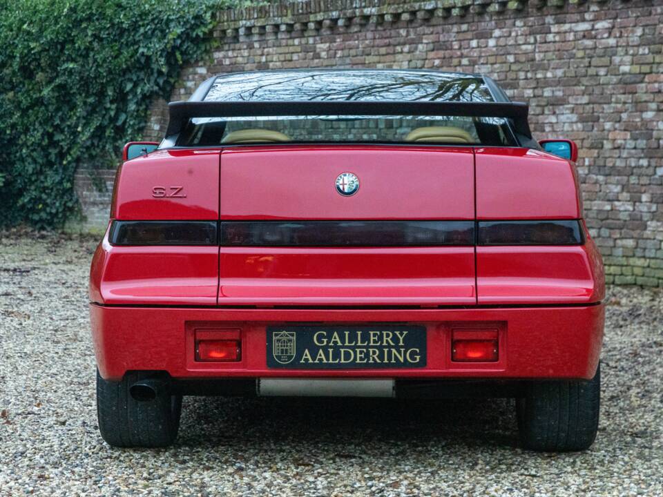 Image 6/50 of Alfa Romeo SZ (1991)