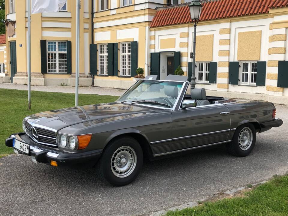 Image 93/96 of Mercedes-Benz 380 SL (1983)