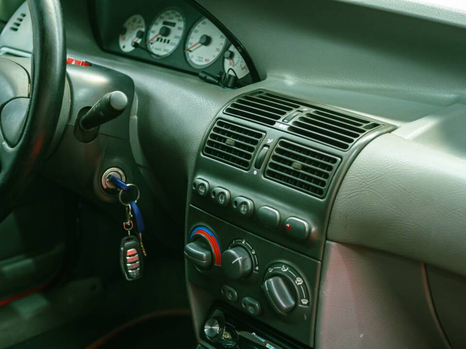 Image 31/39 of FIAT Punto GT (1995)