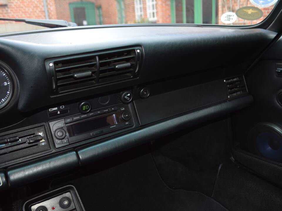 Bild 11/15 von Porsche 911 Carrera 3.2 (1987)