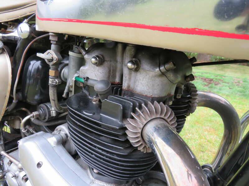 Image 21/43 of BSA A 10 Golden Flash (1960)