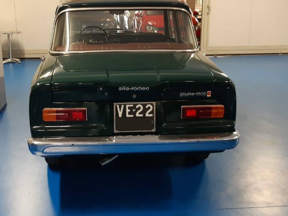 Image 9/27 de Alfa Romeo Giulia 1300 (1964)