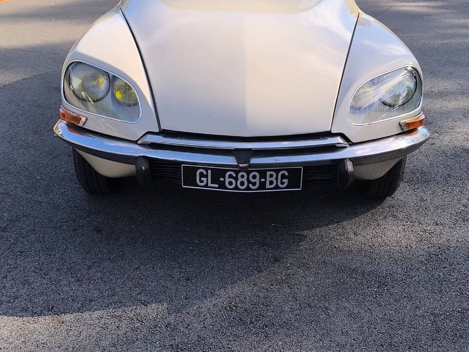 Bild 1/94 von Citroën DS 21 IE (1972)