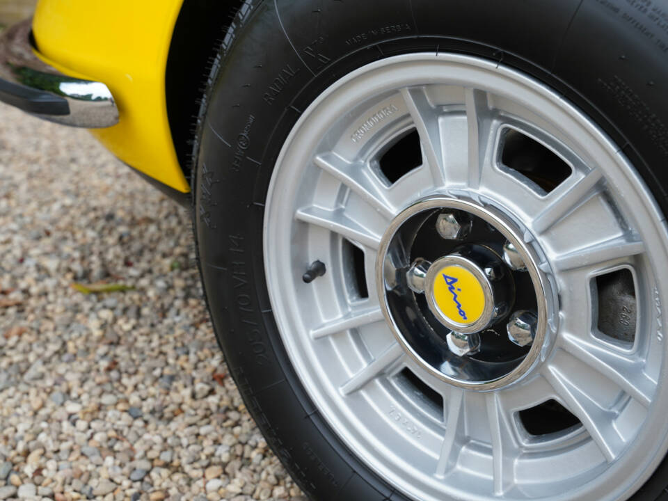 Bild 13/50 von Ferrari Dino 246 GTS (1973)