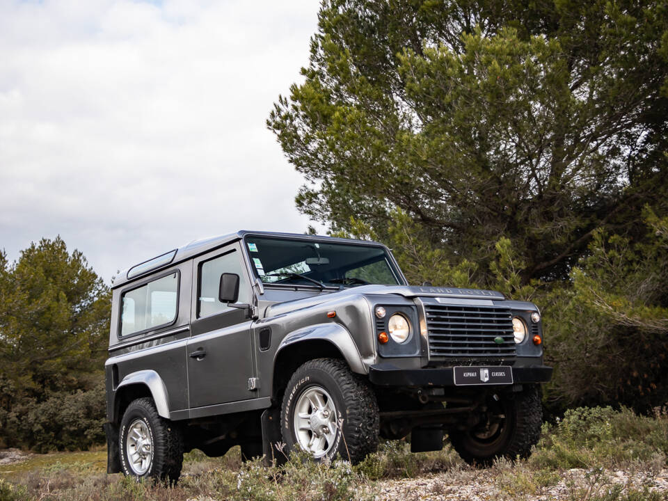 Image 44/50 of Land Rover Defender 90 TD4 (2007)