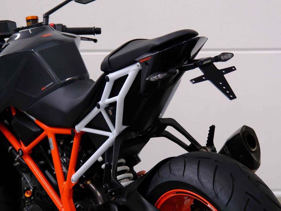 Image 59/83 of KTM 1290 Super Duke R (2018)