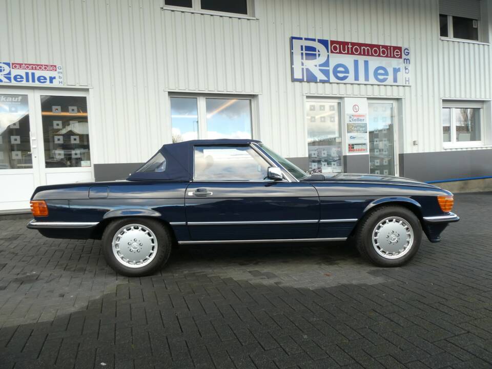 Imagen 7/27 de Mercedes-Benz 300 SL (1986)