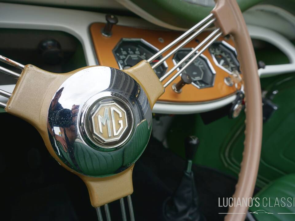 Image 44/70 of MG TF 1500 (1955)