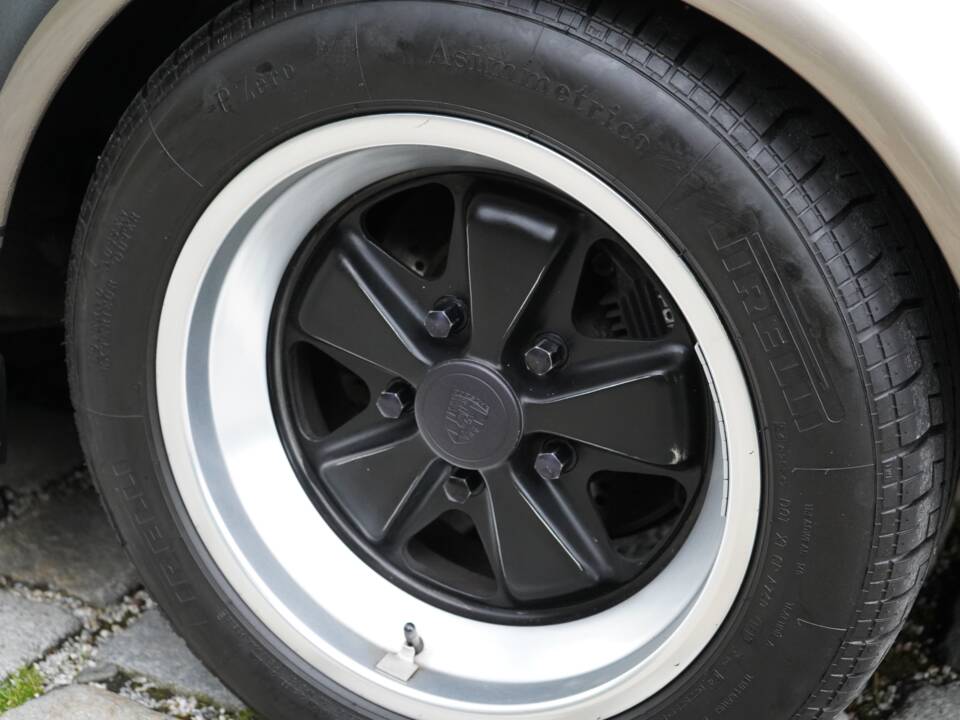 Immagine 11/14 di Porsche 911 Turbo 3.3 Flatnose (1982)