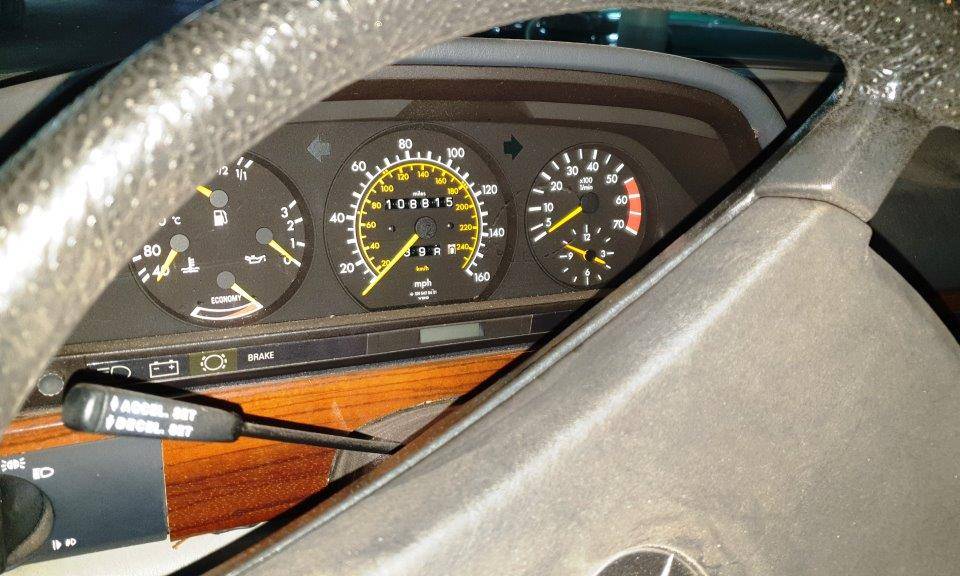 Imagen 15/15 de Mercedes-Benz 380 SE (1985)