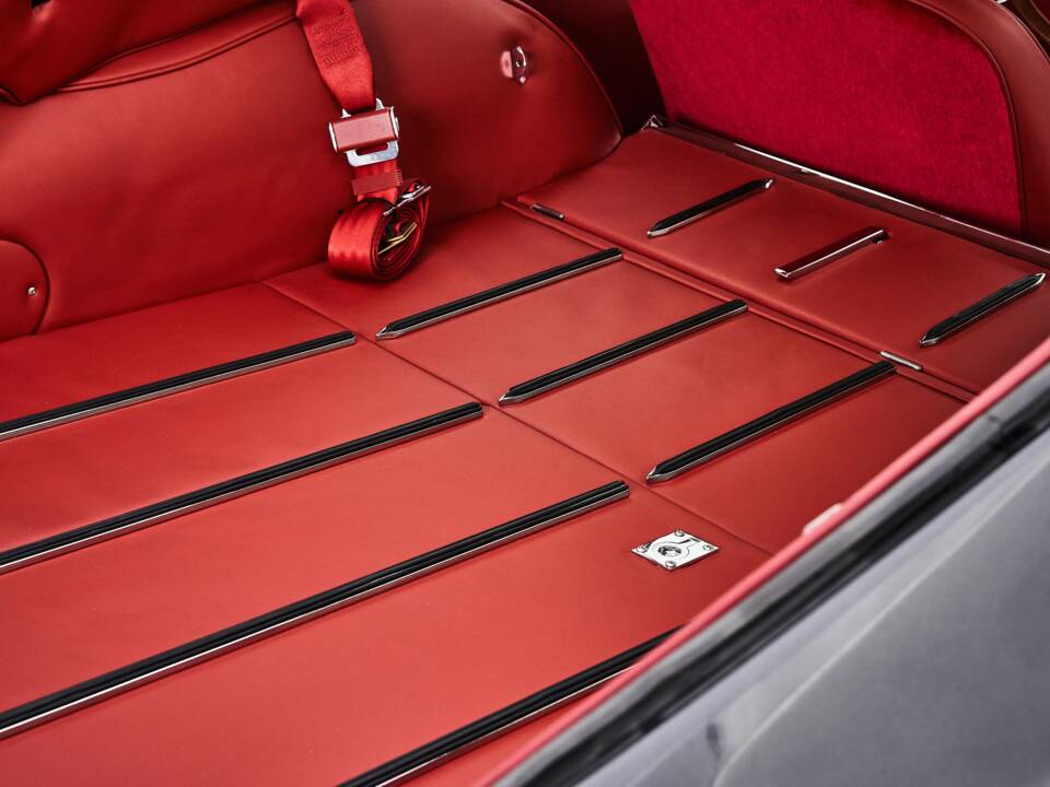Bild 52/99 von Jaguar E-Type 4.2 (1966)