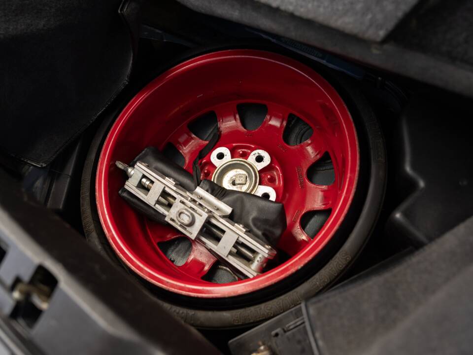 Bild 9/44 von Porsche 911 Carrera (1997)