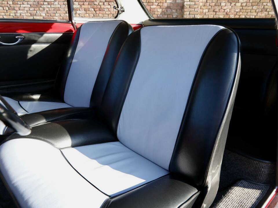 Image 8/50 of Alfa Romeo Giulietta SS (1961)