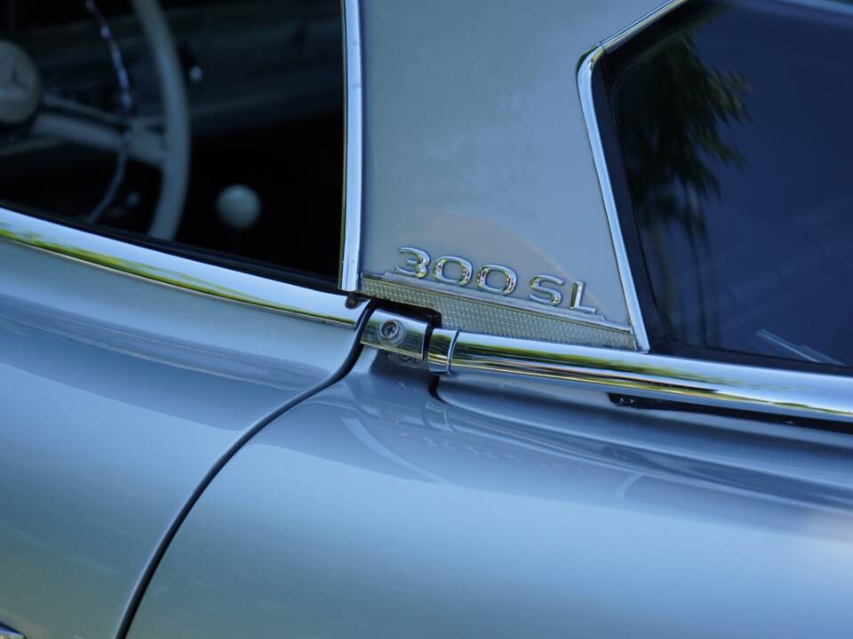 Immagine 12/38 di Mercedes-Benz 300 SL Roadster (1962)