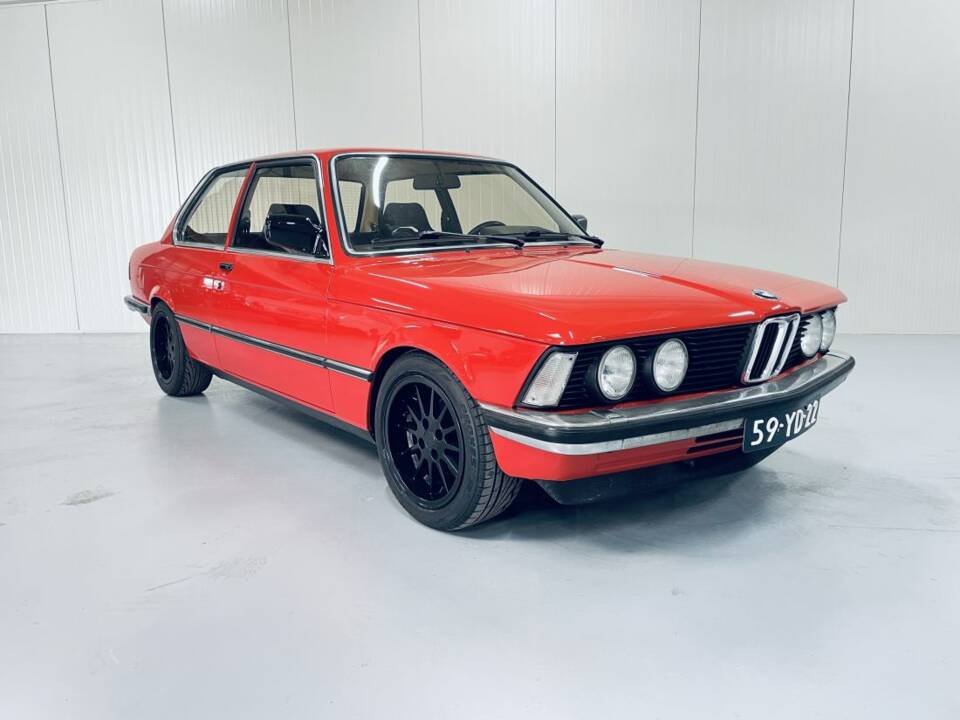 Image 1/13 of BMW 320/6 (1977)