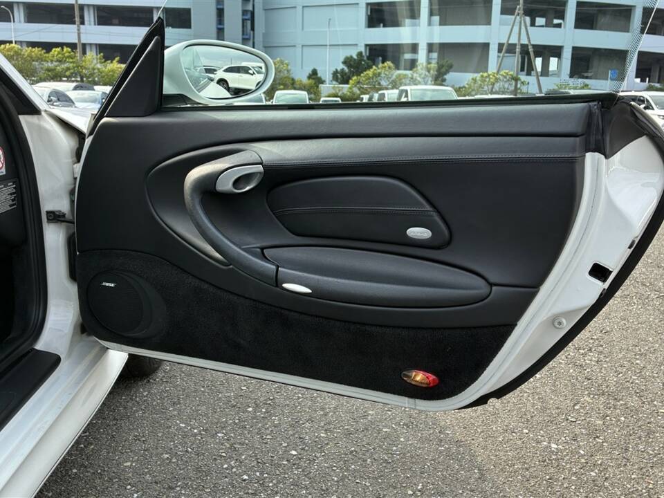 Bild 28/46 von Porsche 911 Turbo (2004)