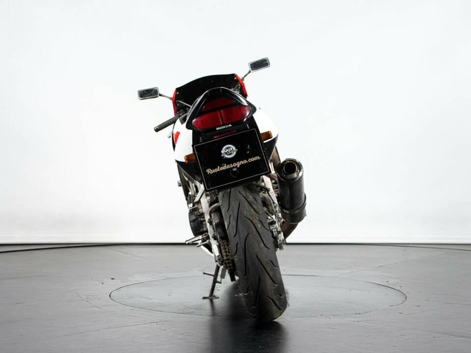 Bild 7/44 von Honda DUMMY (1999)