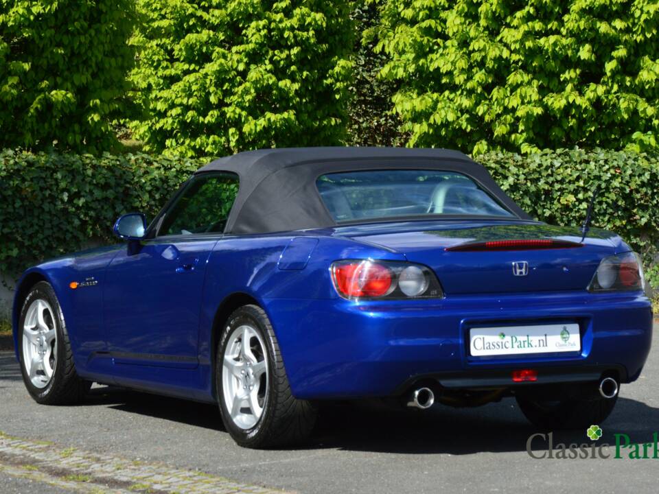 Bild 20/50 von Honda S 2000 (2000)