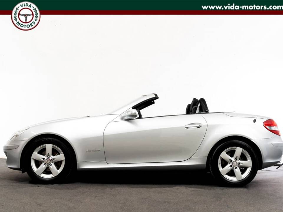 Image 7/15 de Mercedes-Benz SLK 200 Kompressor (2007)