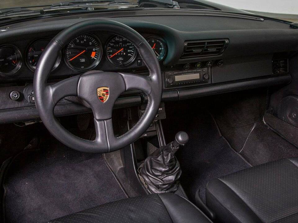 Bild 25/32 von Porsche 911 Carrera 3.2 (1986)