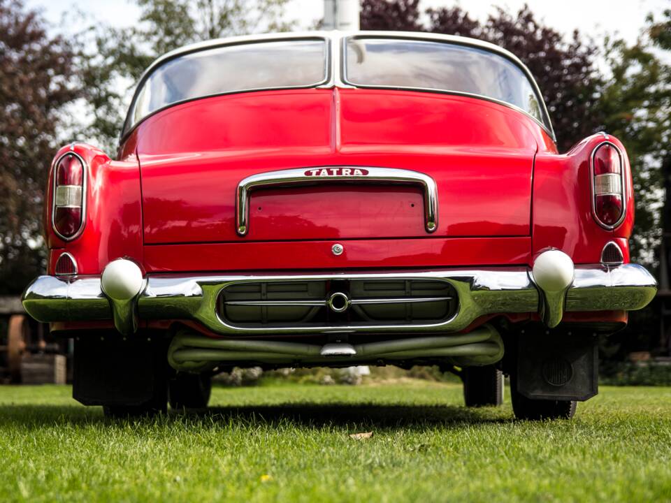 Image 6/34 of Tatra 603 Tatraplan (1957)
