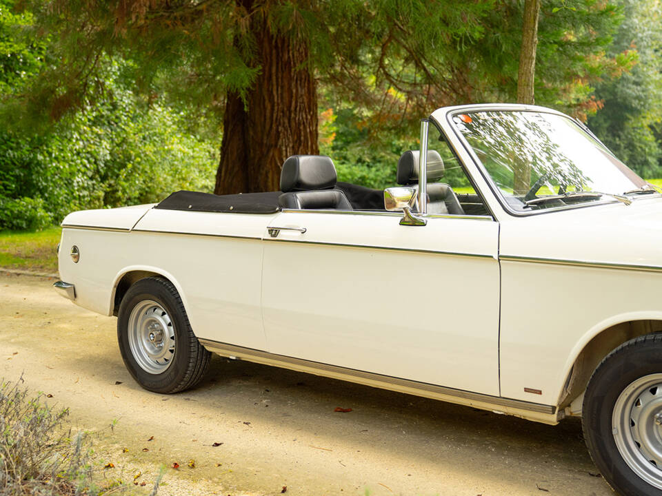 Image 18/76 of BMW 2002 Cabriolet (1971)