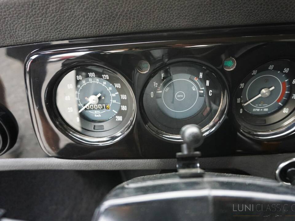 Image 32/64 of Mini 1100 Special (1980)