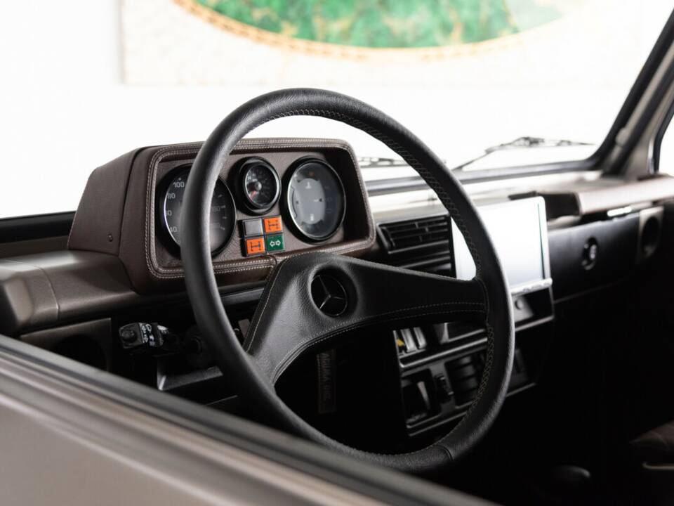 Image 32/50 of Steyr-Puch 230 GE (LWB) (1993)