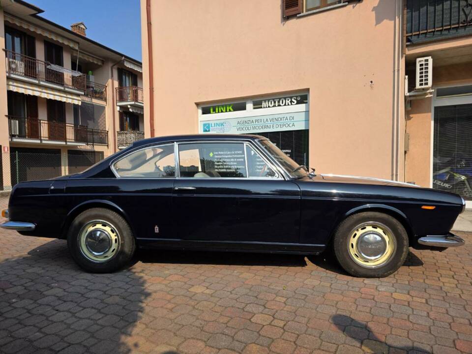 Image 27/38 of Lancia Flavia 1.8 (Pininfarina) (1963)