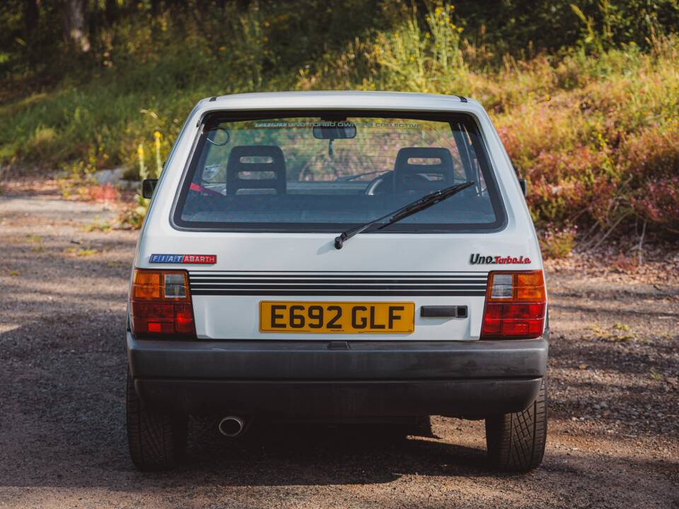 Image 22/42 of FIAT Uno Turbo i.e. (1987)